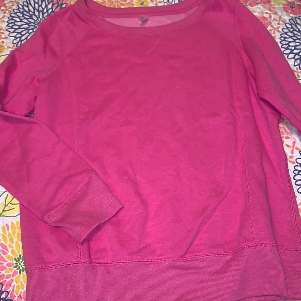 NWOT LARGE PINK CREWNECK